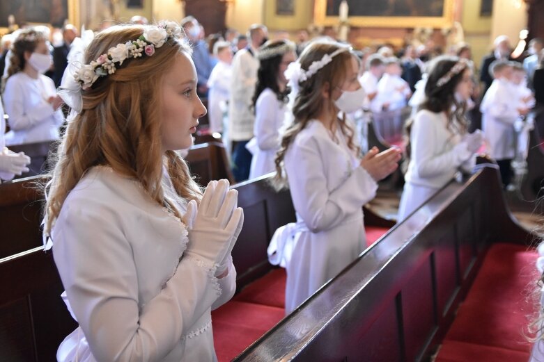  Z radością i czystymi serduszkami przystąpili do Pierwszej Komunii Świętej 