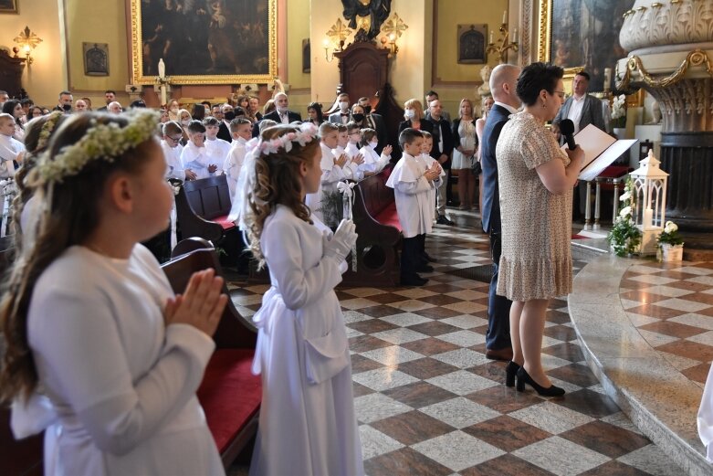  Z radością i czystymi serduszkami przystąpili do Pierwszej Komunii Świętej 