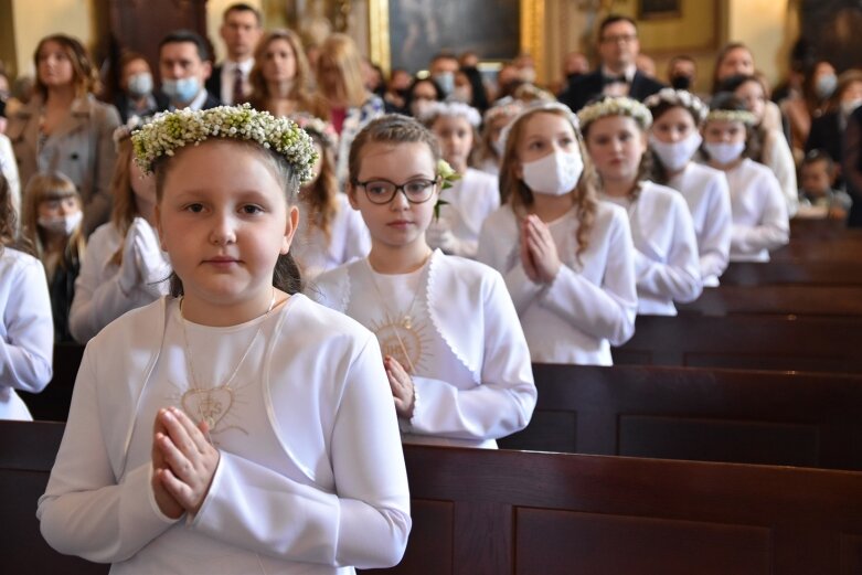  Z radością i czystymi serduszkami przystąpili do Pierwszej Komunii Świętej 