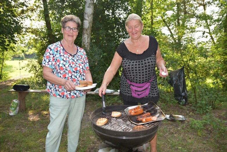  Zaledwie jedna trzecia seniorów z klubu Rawka spotkała się na pikniku 