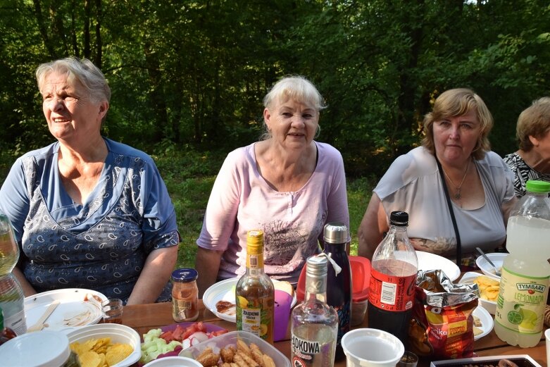  Zaledwie jedna trzecia seniorów z klubu Rawka spotkała się na pikniku 