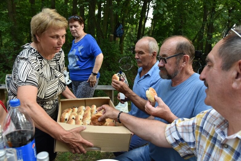  Zaledwie jedna trzecia seniorów z klubu Rawka spotkała się na pikniku 