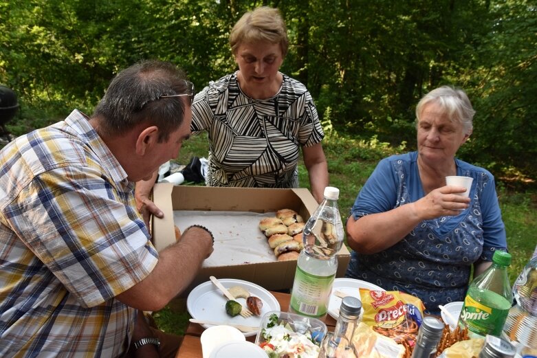  Zaledwie jedna trzecia seniorów z klubu Rawka spotkała się na pikniku 