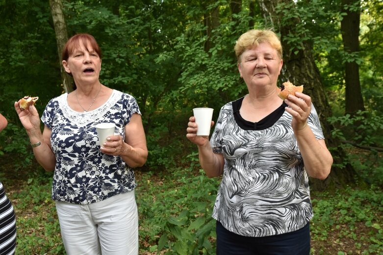  Zaledwie jedna trzecia seniorów z klubu Rawka spotkała się na pikniku 