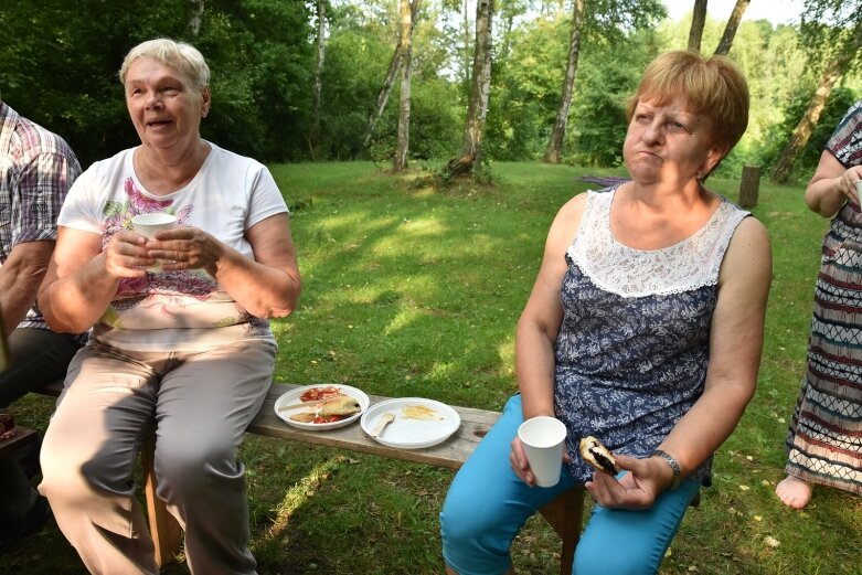  Zaledwie jedna trzecia seniorów z klubu Rawka spotkała się na pikniku 