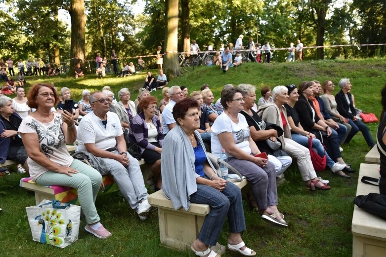  Zamiast śniadania był muzyczny podwieczorek 