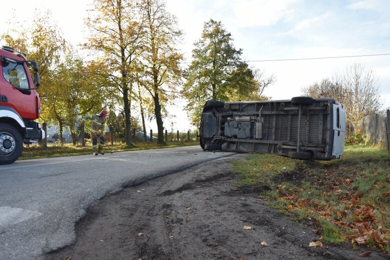  Zderzenie busów w Dąbrowicach. Jedna osoba w szpitalu 