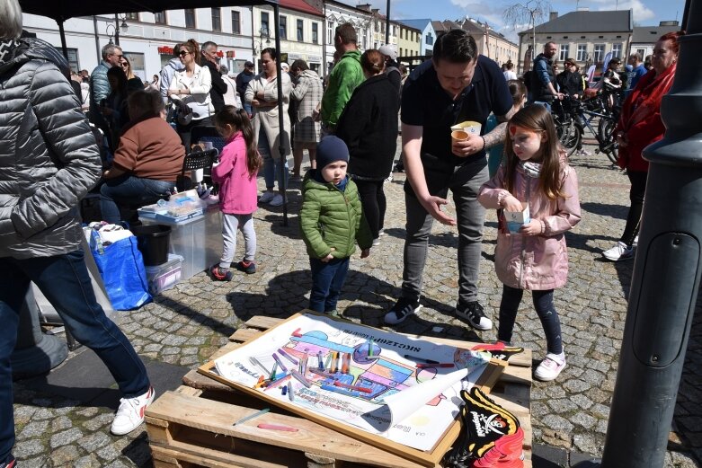  Zlot klasyków na skierniewickim rynku 