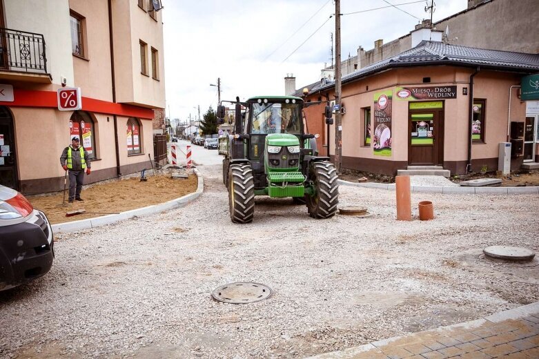  Zobacz jak zmienia się ulica Rawska 