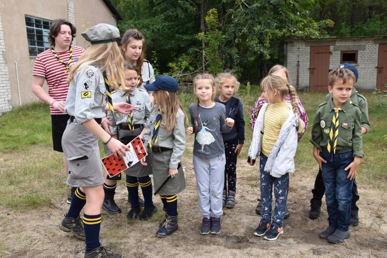  Zuchy ze Skierniewic spędziły weekend na Wrzosowisku 