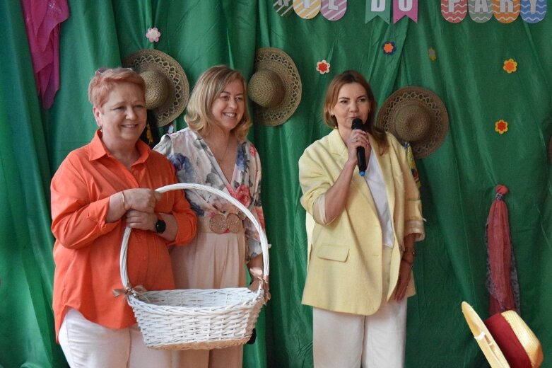  „Nie do pary”, ale razem. Pokaz mody z przesłaniem w SOSW w Skierniewicach  