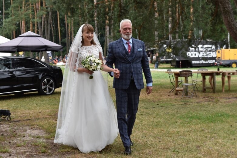  „TAK” powiedzieli sobie w samym środku Puszczy Bolimowskiej 