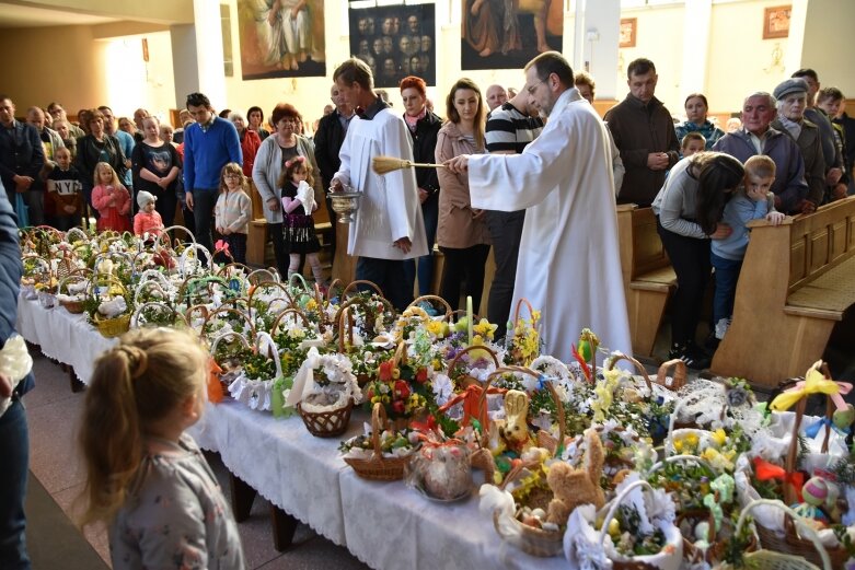  Święconki w skierniewickich kościołach 