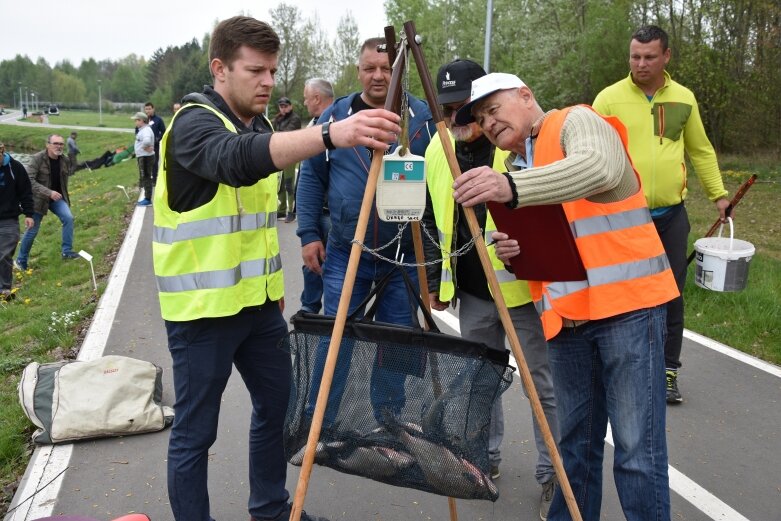  Wędkarze ze Skierniewic rozpoczęli sezon 