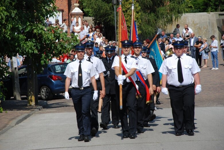  Święto plonów w Jeżowie 