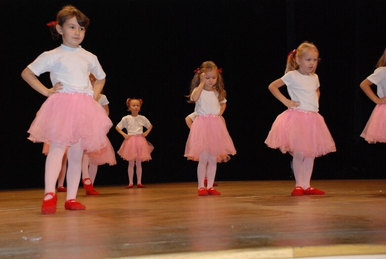  Wzruszający jubileusz Jazz Folk Dance 