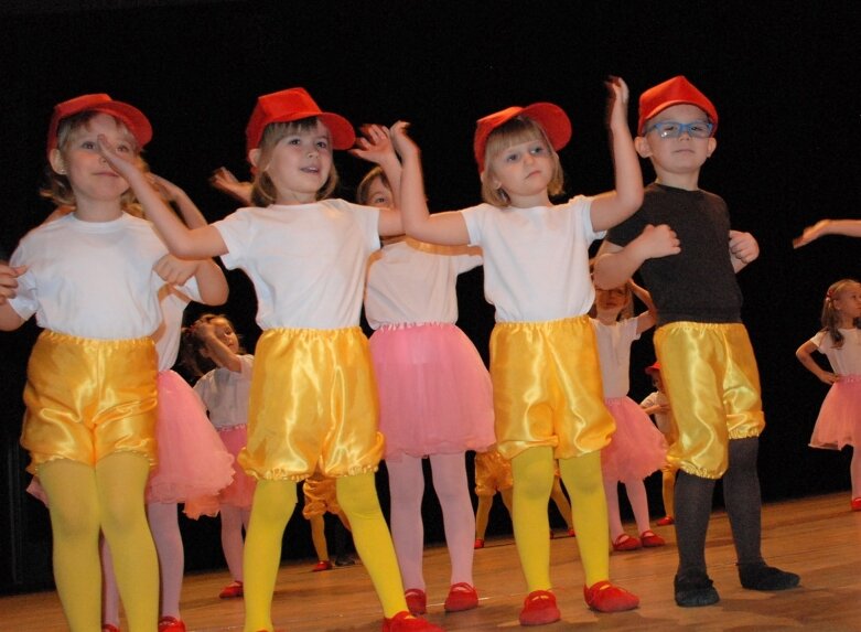  Wzruszający jubileusz Jazz Folk Dance 