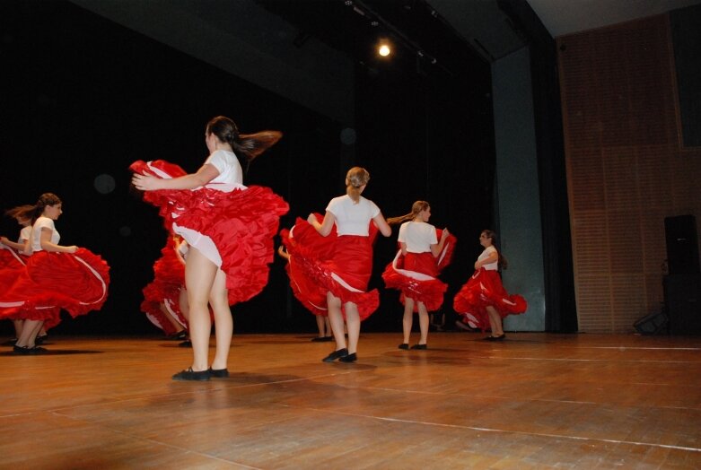  Wzruszający jubileusz Jazz Folk Dance 