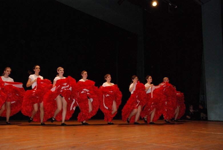  Wzruszający jubileusz Jazz Folk Dance 