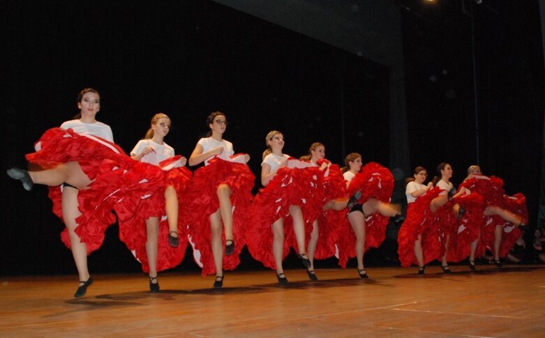  Wzruszający jubileusz Jazz Folk Dance 