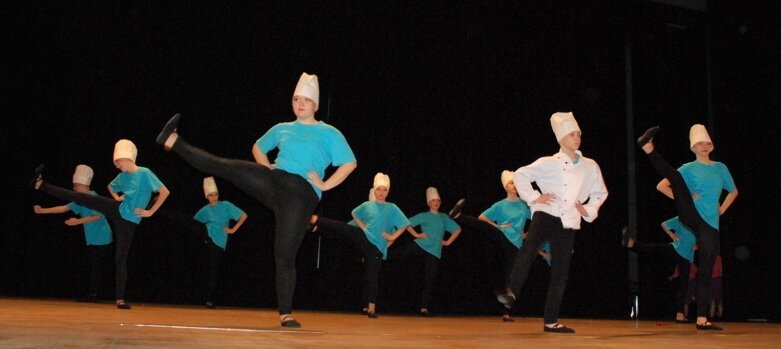  Wzruszający jubileusz Jazz Folk Dance 