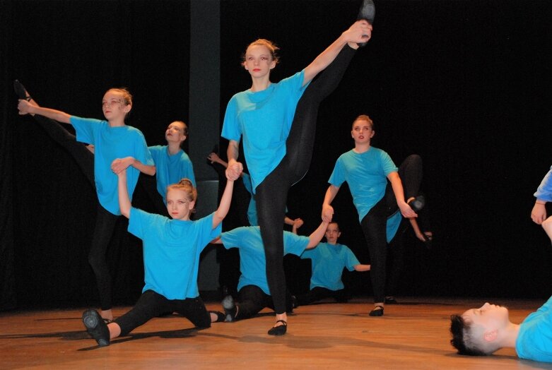  Wzruszający jubileusz Jazz Folk Dance 