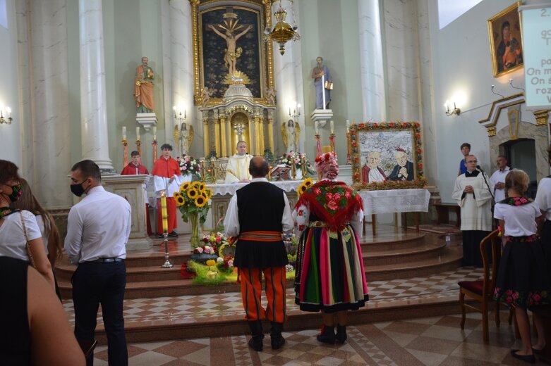  Skromne dożynki powiatowe 