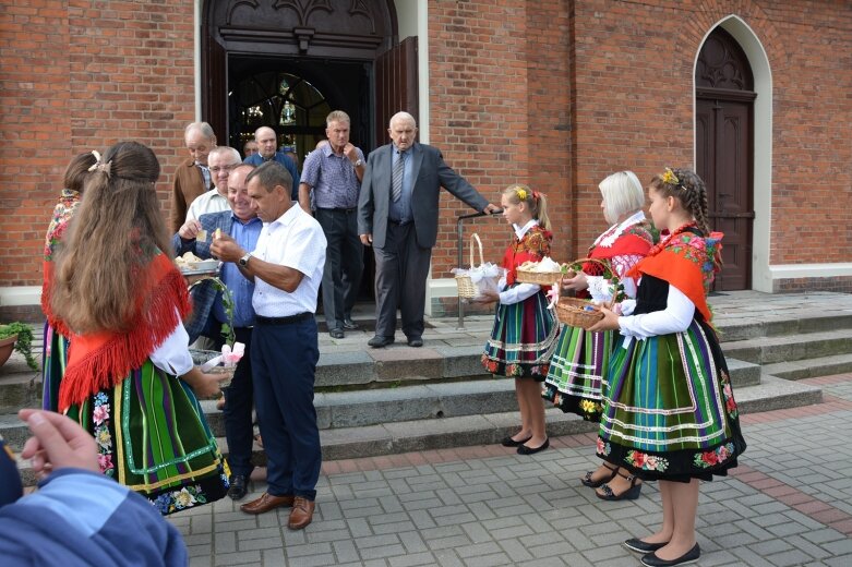  Dożynki gminno-parafialne w Godzianowie 