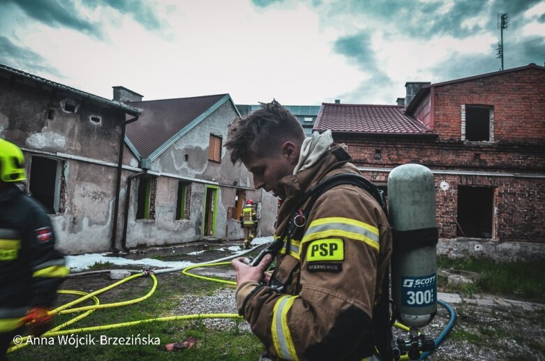  Pożar w centrum Skierniewic 