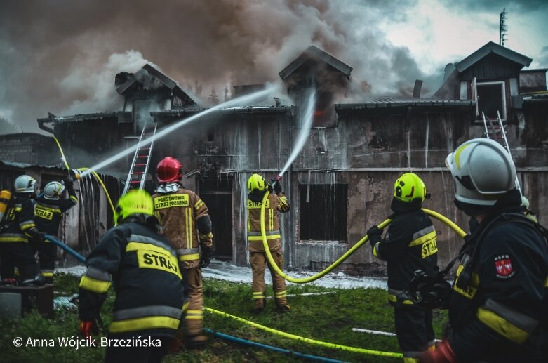  Pożar w centrum Skierniewic 