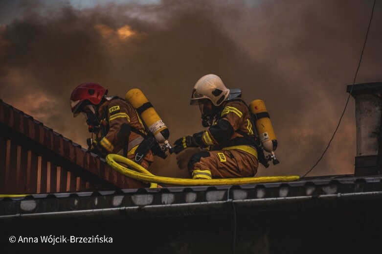  Pożar w centrum Skierniewic 