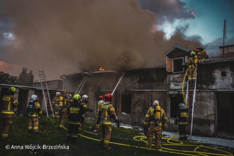  Pożar w centrum Skierniewic 