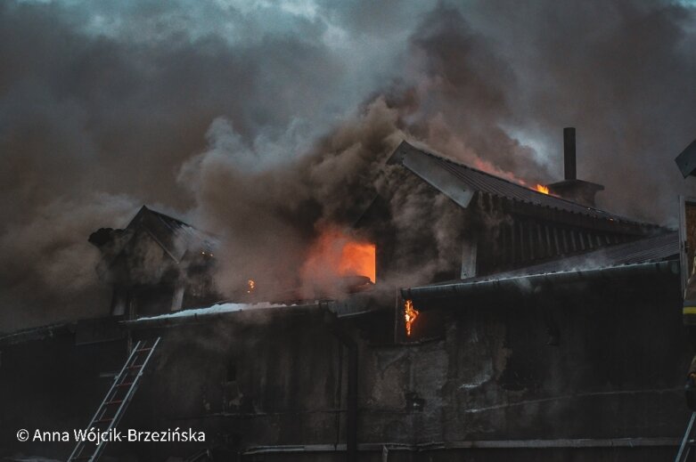  Pożar w centrum Skierniewic 