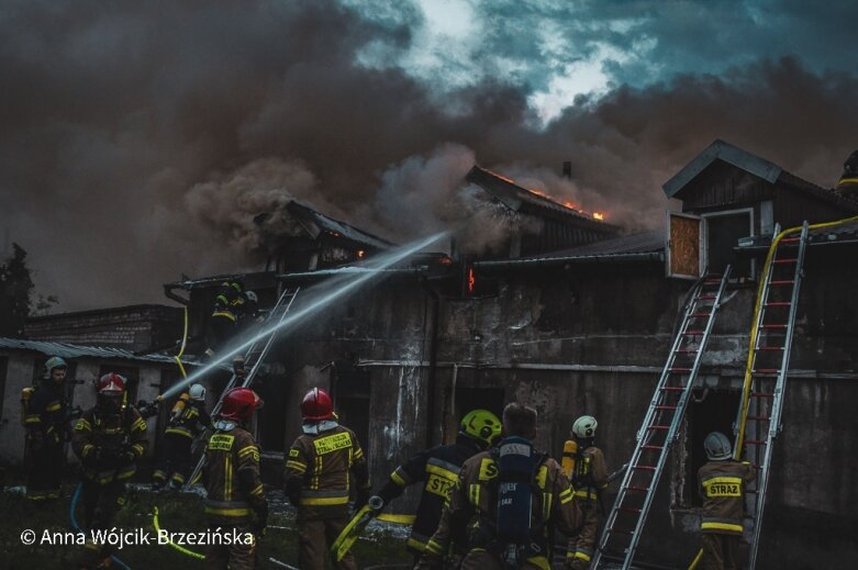  Pożar w centrum Skierniewic 