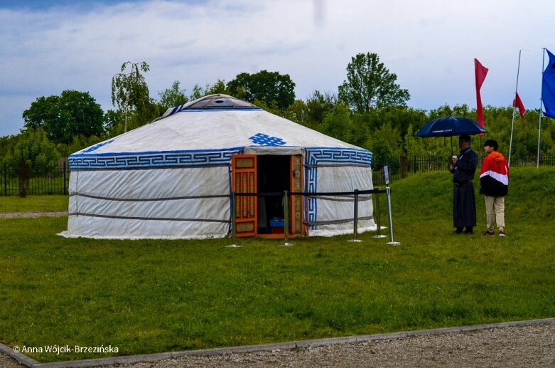  Festiwal „Polska – Mongolia bliżej siebie” – niezwykłe wydarzenie w Skierniewicach 