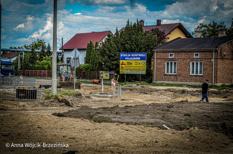  Skierniewice: Do końca czerwca rondo ul. Skłodowskiej z Czerwoną będzie gotowe 