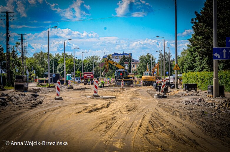  Skierniewice: Do końca czerwca rondo ul. Skłodowskiej z Czerwoną będzie gotowe 