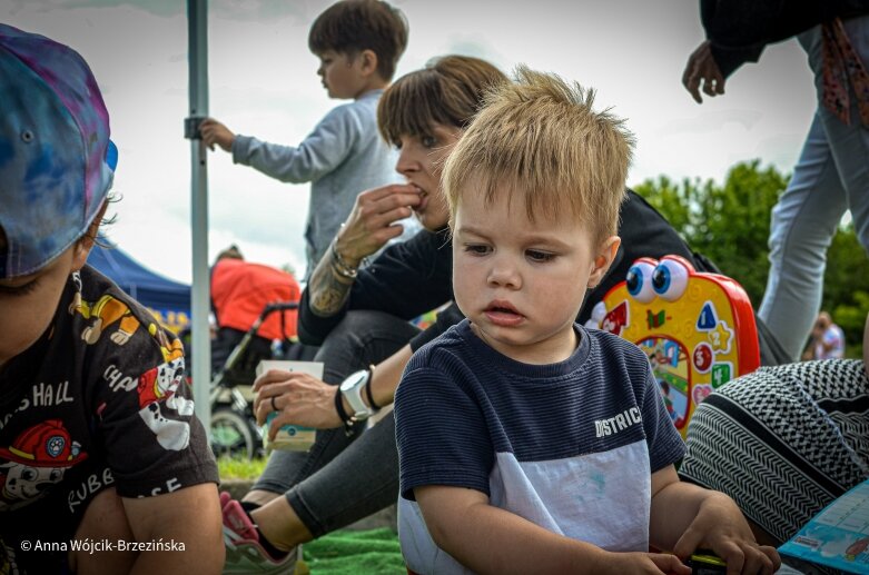  Gangnam style w żłobku. Rodzinny piknik jakiego Skierniewice nie widziały 