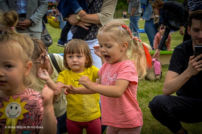  Gangnam style w żłobku. Rodzinny piknik jakiego Skierniewice nie widziały 