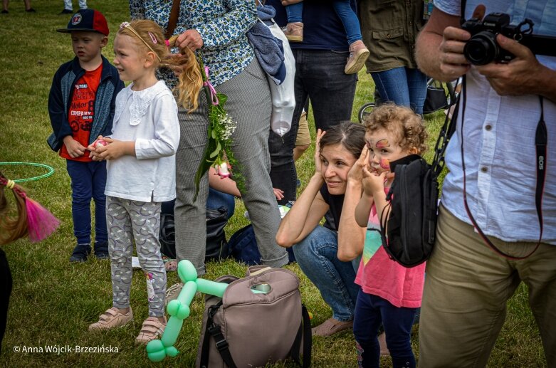  Gangnam style w żłobku. Rodzinny piknik jakiego Skierniewice nie widziały 