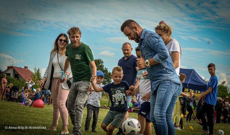  Gangnam style w żłobku. Rodzinny piknik jakiego Skierniewice nie widziały 