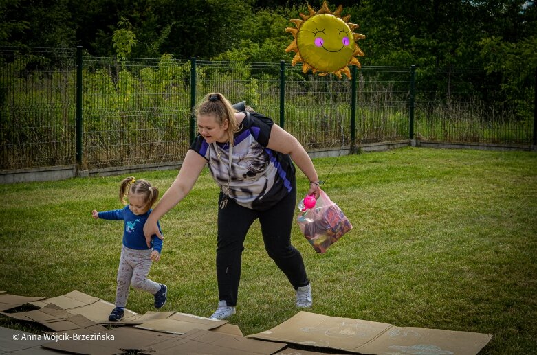  Gangnam style w żłobku. Rodzinny piknik jakiego Skierniewice nie widziały 