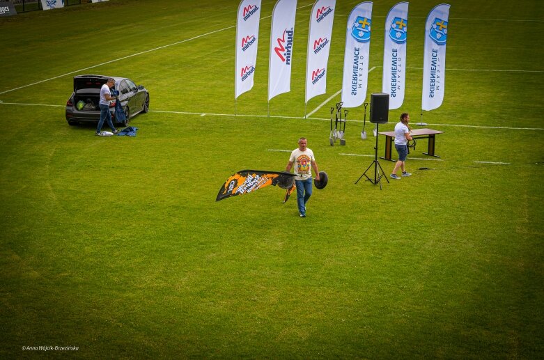  Umowa podpisana. Mirbud przebuduje miejski stadion w Skierniewicach 