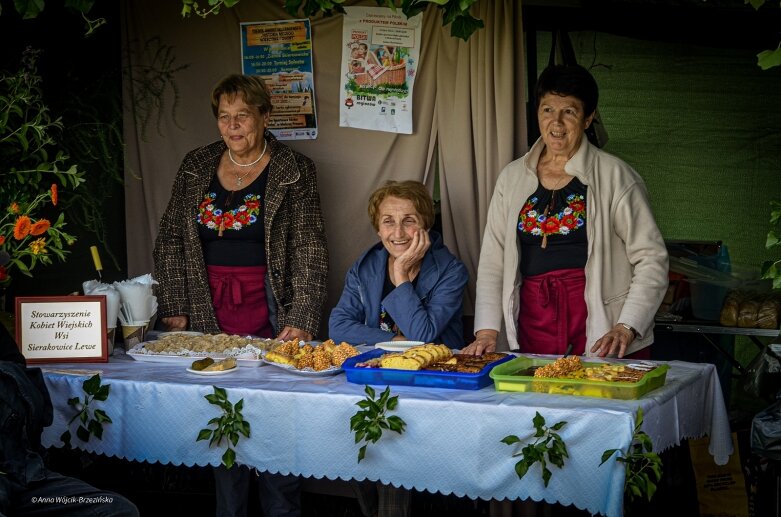  Bitwa regionów w powiecie skierniewickim. Panie z Lnisna uwiodły...podniebienia jury 