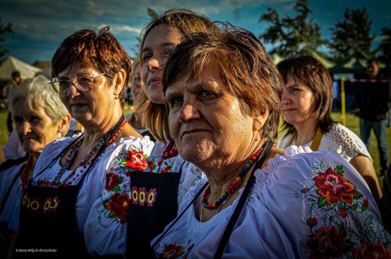  Bitwa regionów w powiecie skierniewickim. Panie z Lnisna uwiodły...podniebienia jury 