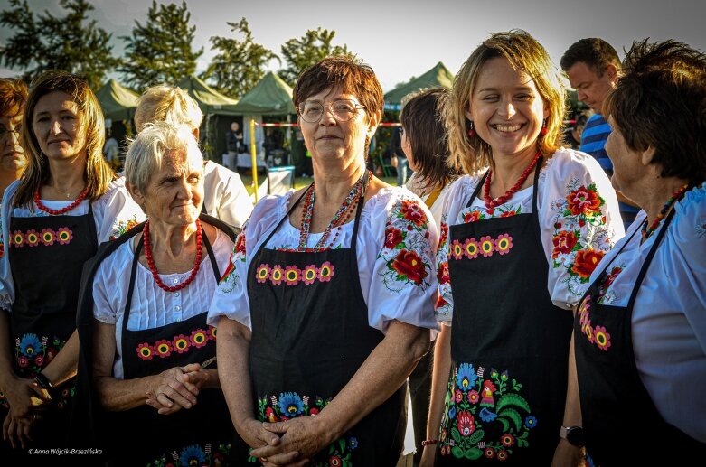  Bitwa regionów w powiecie skierniewickim. Panie z Lnisna uwiodły...podniebienia jury 