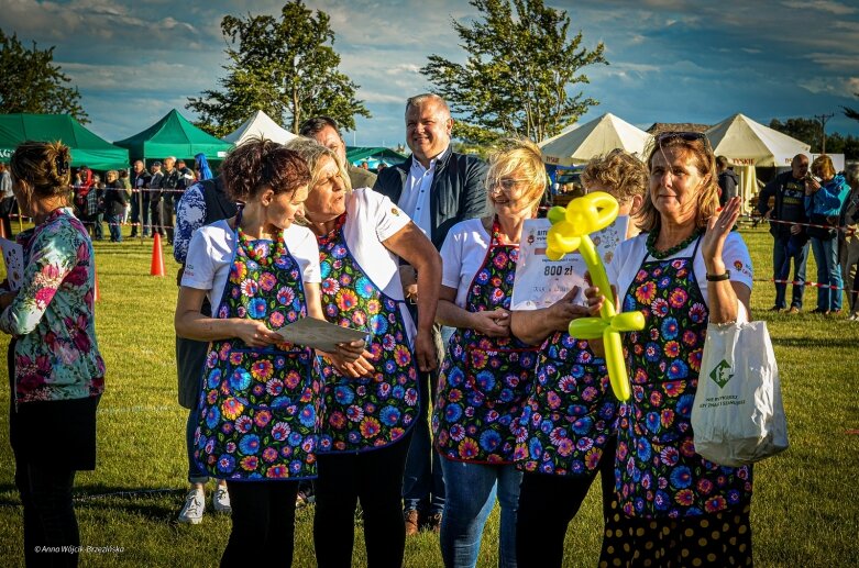  Bitwa regionów w powiecie skierniewickim. Panie z Lnisna uwiodły...podniebienia jury 