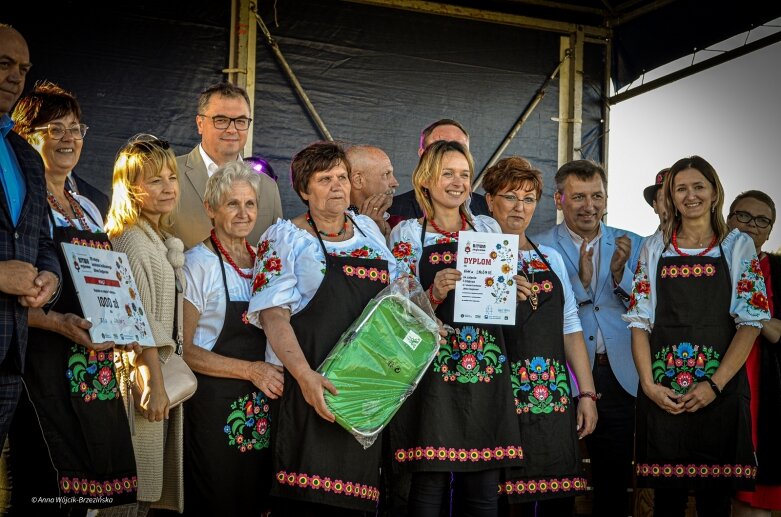  Bitwa regionów w powiecie skierniewickim. Panie z Lnisna uwiodły...podniebienia jury 