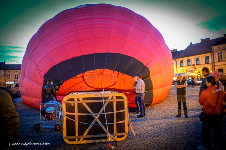  Balony nad miastem. Fiesta na niebie Skierniewic 