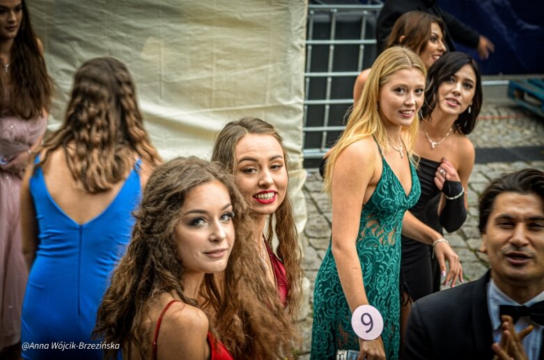   Na zapleczu wyborów Miss Polonia Skierniewic 